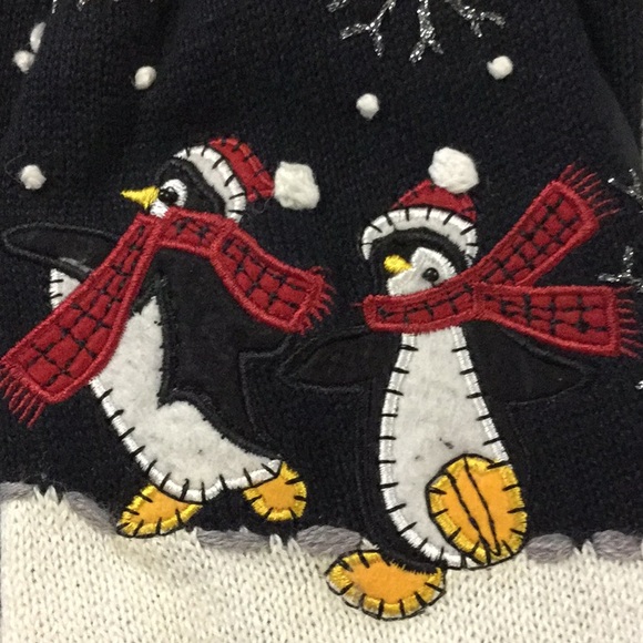 Cute White Stag Christmas sweater. - Picture 5 of 8